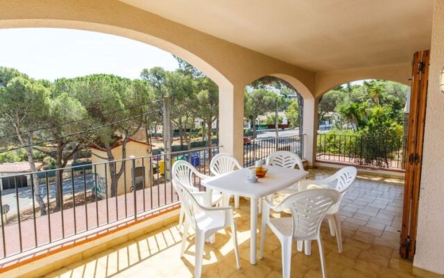 Holiday Home Apartament Isern Baix