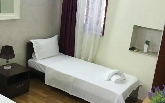 Puerta Apartments