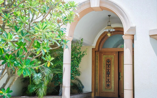 Al Raha Beach Hotel Villas
