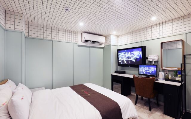 SM Boutique Hotel