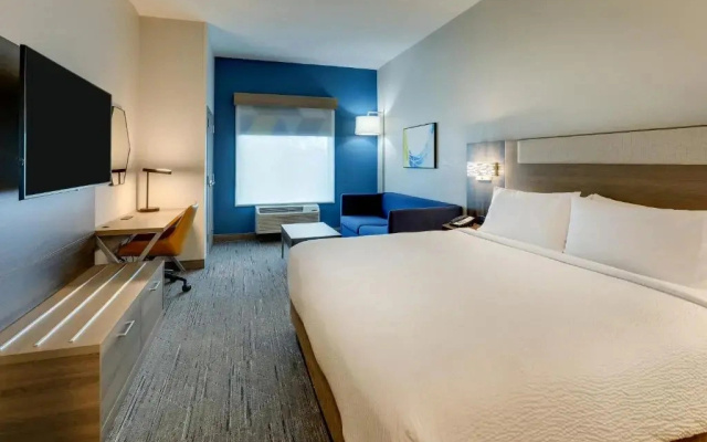 Holiday Inn Express Leland - Wilmington Area