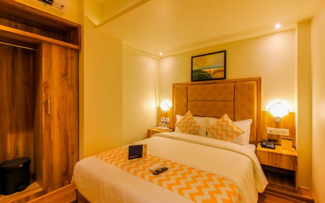 FabHotel Byaris International