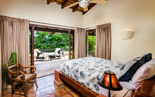 Luxury Villa Hot Tub Ocean Views Fully Staffed