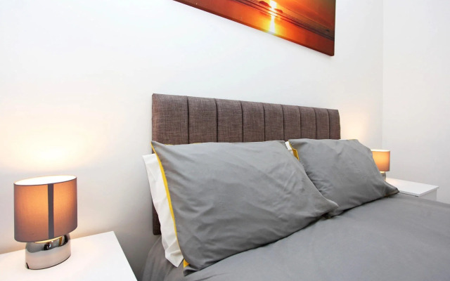 Sapphire House Apartments