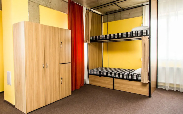 H8 Hostel