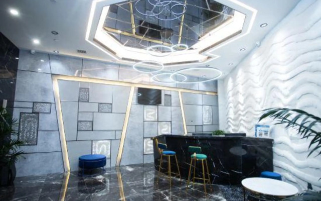 Junlulai Hotel(安康君路·莱精致酒店)