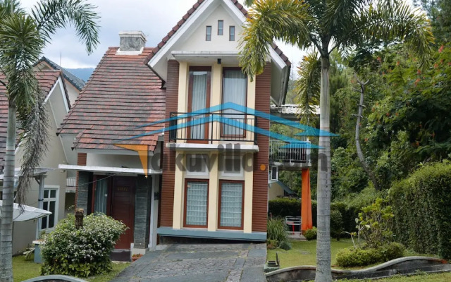 Villa Kota Bunga Allamanda
