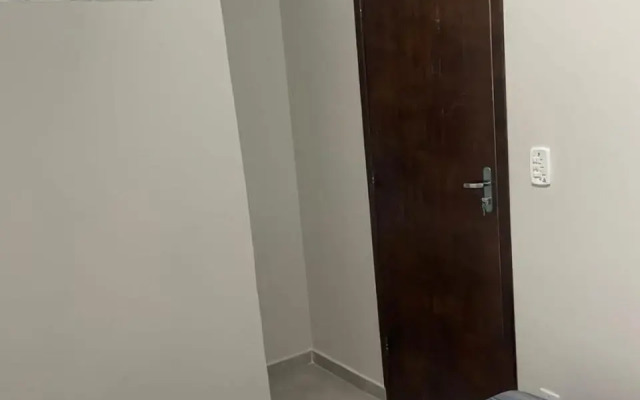 Apartamento a poucos metros do mar em Guarapari