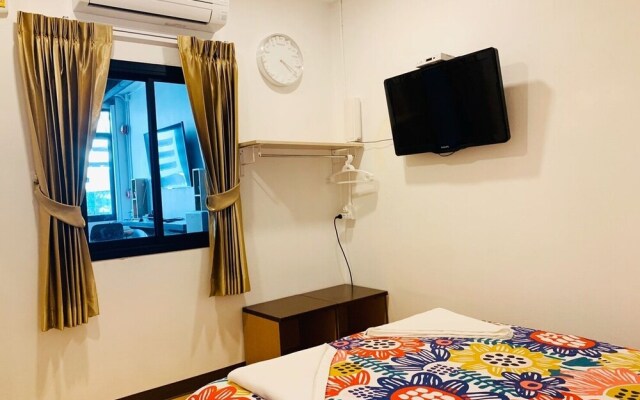 Daraya Hostel