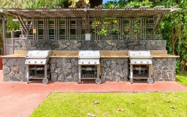 WBH D227 - Aloha La'i2 - Oceanfront/1b1b/Wifi/AC/Cable/Pool/Extras