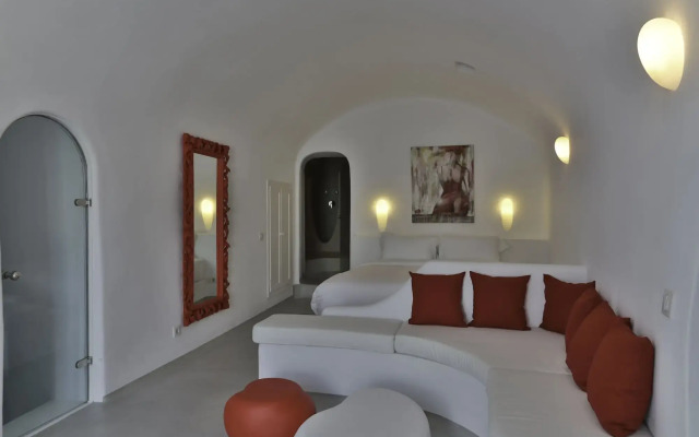 Trieris Villa & Suites