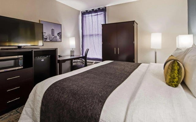 Best Western Plus Indianapolis NW Hotel