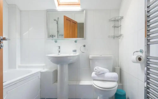Lundy Cottage