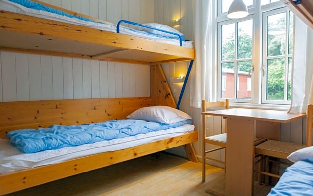 Rønne Vandrerhjem - Hostel