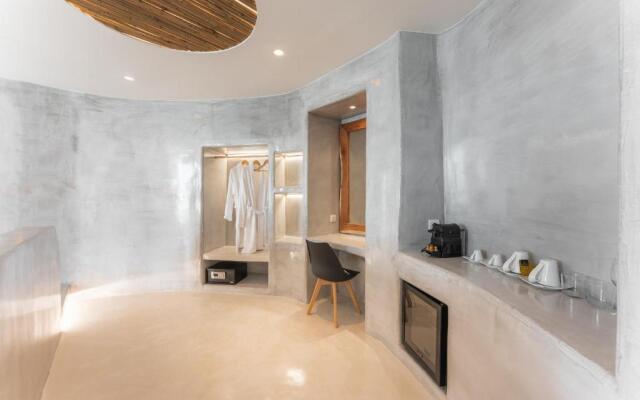Leon Luxury Suites