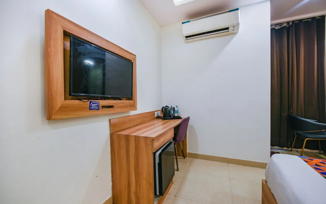 Fabhotel Royal Residency I