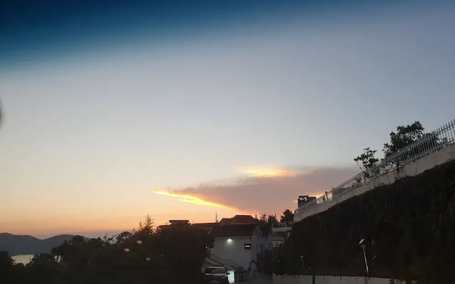 Sun and Moon Pension