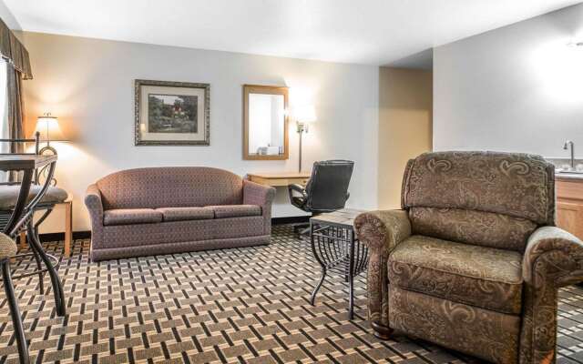 Quality Inn Mauston I-90