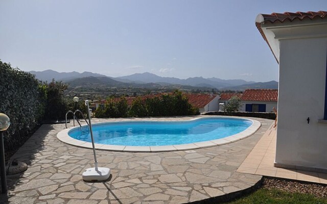 Villa Moreno 25