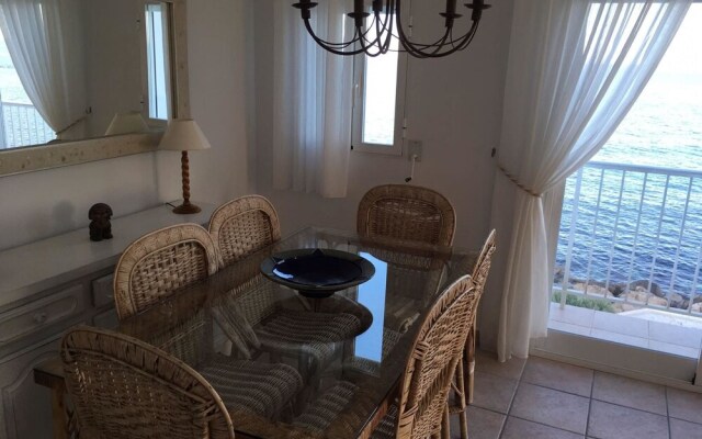 Apartment With 4 Bedrooms in Altea, With Wonderful sea View and Terrac