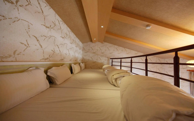 Zhuyuan Ju B&B