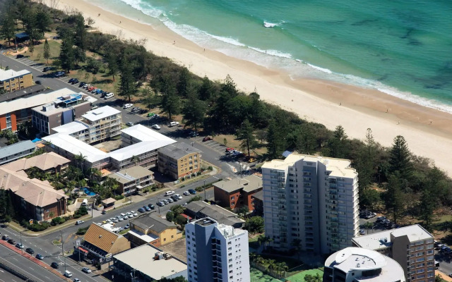 Pacific Regis Apartments