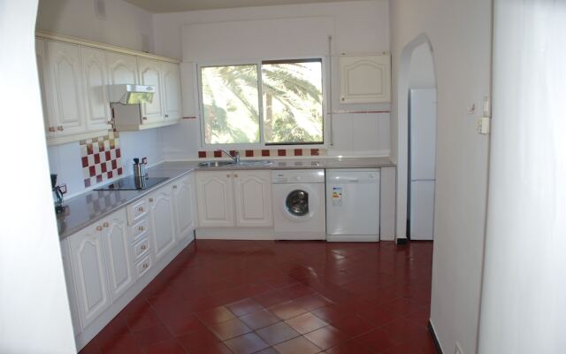 Villa Vista La Quinta + Heatable Pool + Free Wifi + bbq