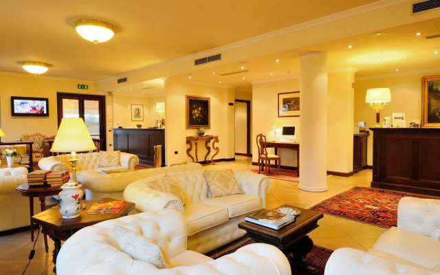 Villa Cattani Stuart XVII secolo