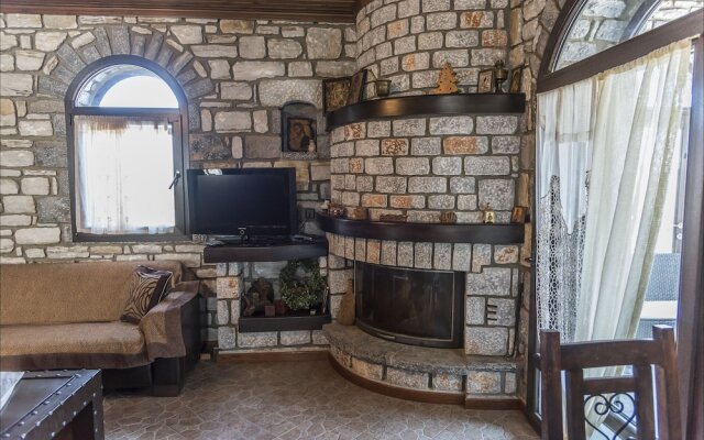 Stone Mansion Anavryti
