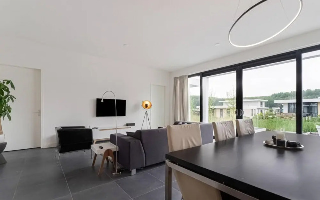 Luxury Villa Near the Harderbos