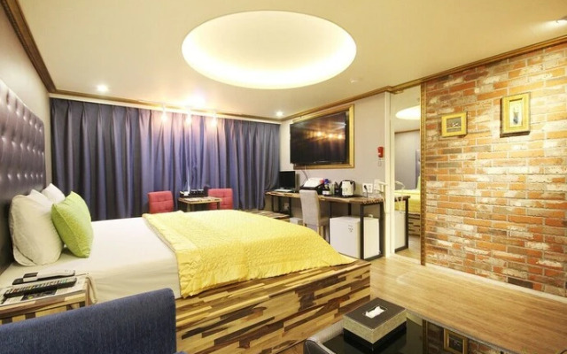 Busan Myeongji Hotel Jade