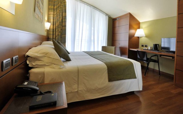 B&B HOTEL Imperia Rossini al Teatro