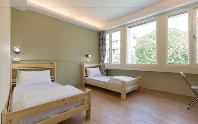 Cool Guy Apartment