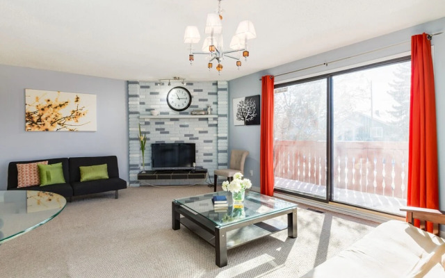 Superb 3BR mins to DT SAIT