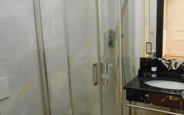 The Palace Suites and Apartments