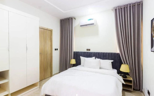 Furnished 4-bed House Lekki Phase 1 Lagos