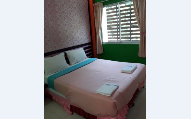 Lopburi Garden Resort