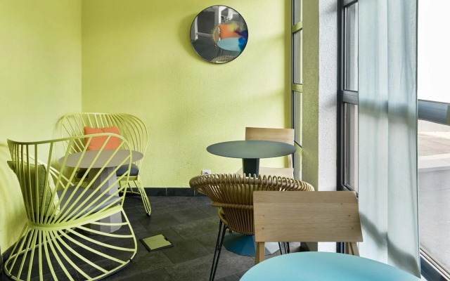 B&B HOTEL Vélizy Est