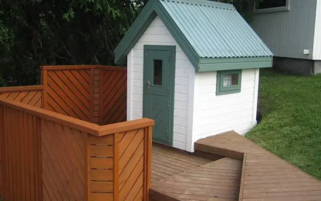 A Friendly Cottage