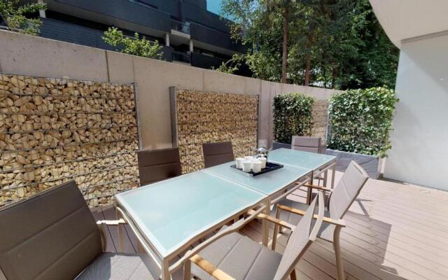 White Pearl Apartment 0.02