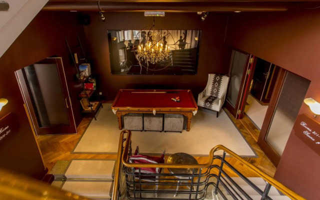 Hotel St. Petersbourg