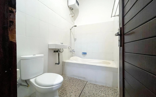 Adi surya guest house