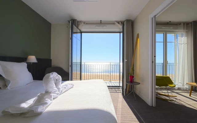 Hotel Les Flots - Chatelaillon Plage