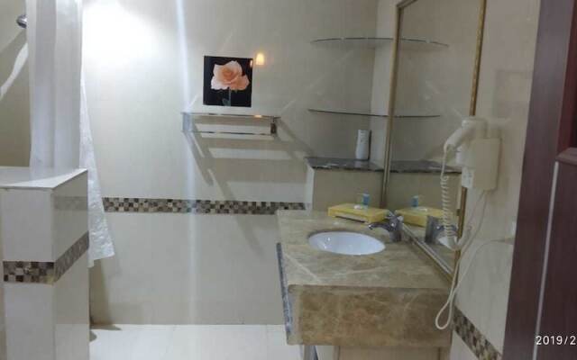 Sanam Hotel Suites