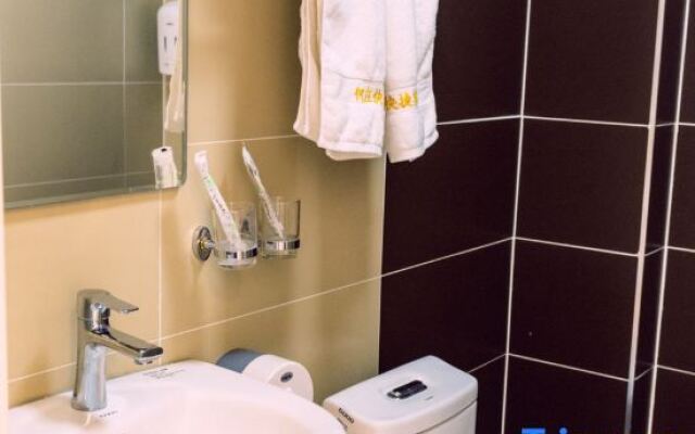 Bazhou Hezhuang Express Hotel