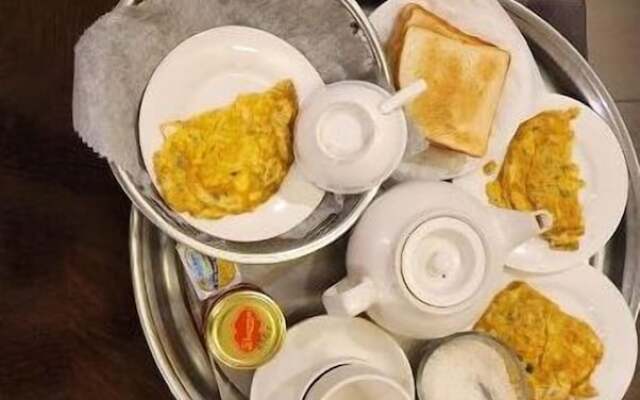 Al-Noor Hotel