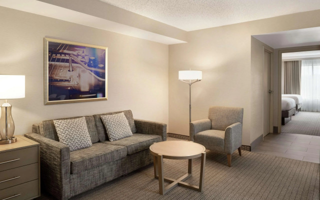 Embassy Suites by Hilton Cleveland Rockside