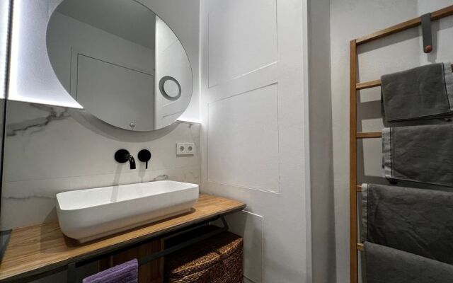 New Exclusive 2 Bedroom Apartment Hamburg