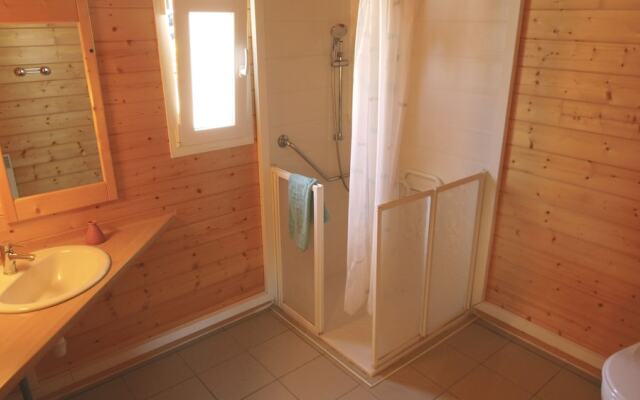 VVF Lac d'Eguzon, Eguzon Chantôme