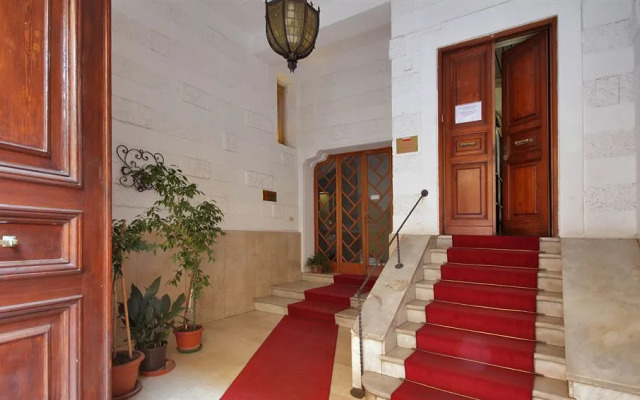 Vatican apartments-Vatican Museums area